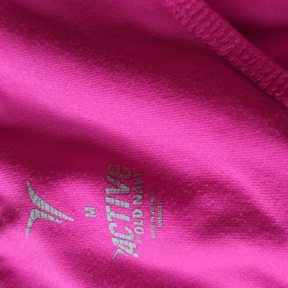 Women's Assorted Athletic Shirts - Lot Of 7 - Picture 4 of 15